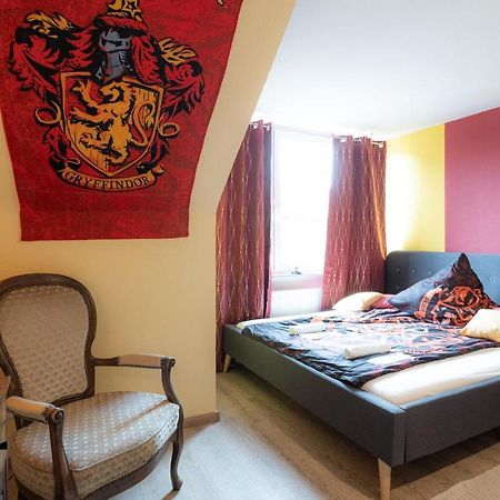 - Magical Harry Potter Apartment In Duisburg - 2 Mins Central Station Hbf - Kingsize Bed & Netflix - 外观 照片