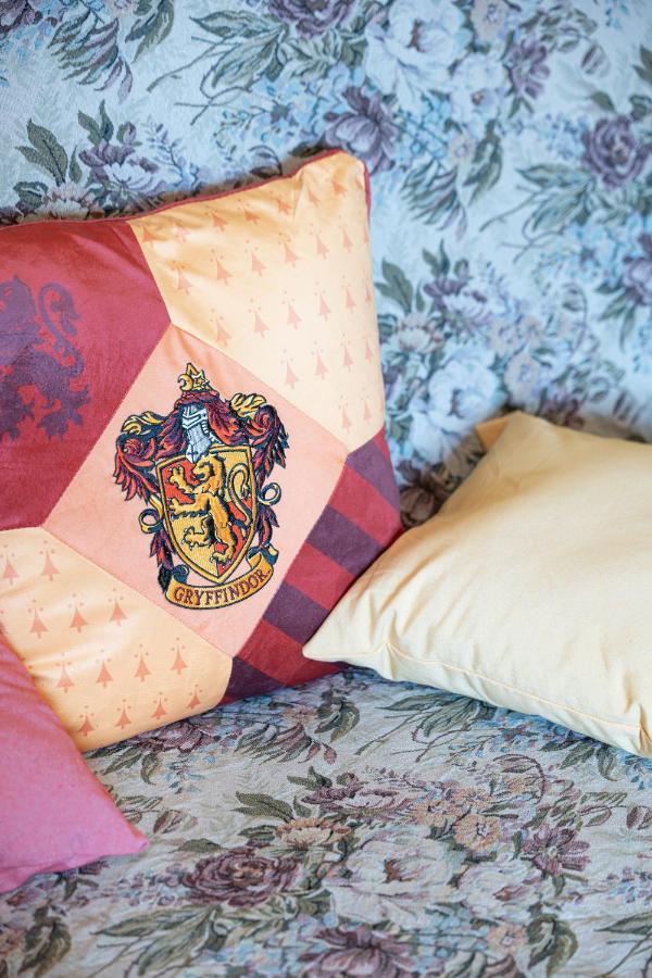 - Magical Harry Potter Apartment In Duisburg - 2 Mins Central Station Hbf - Kingsize Bed & Netflix - 外观 照片